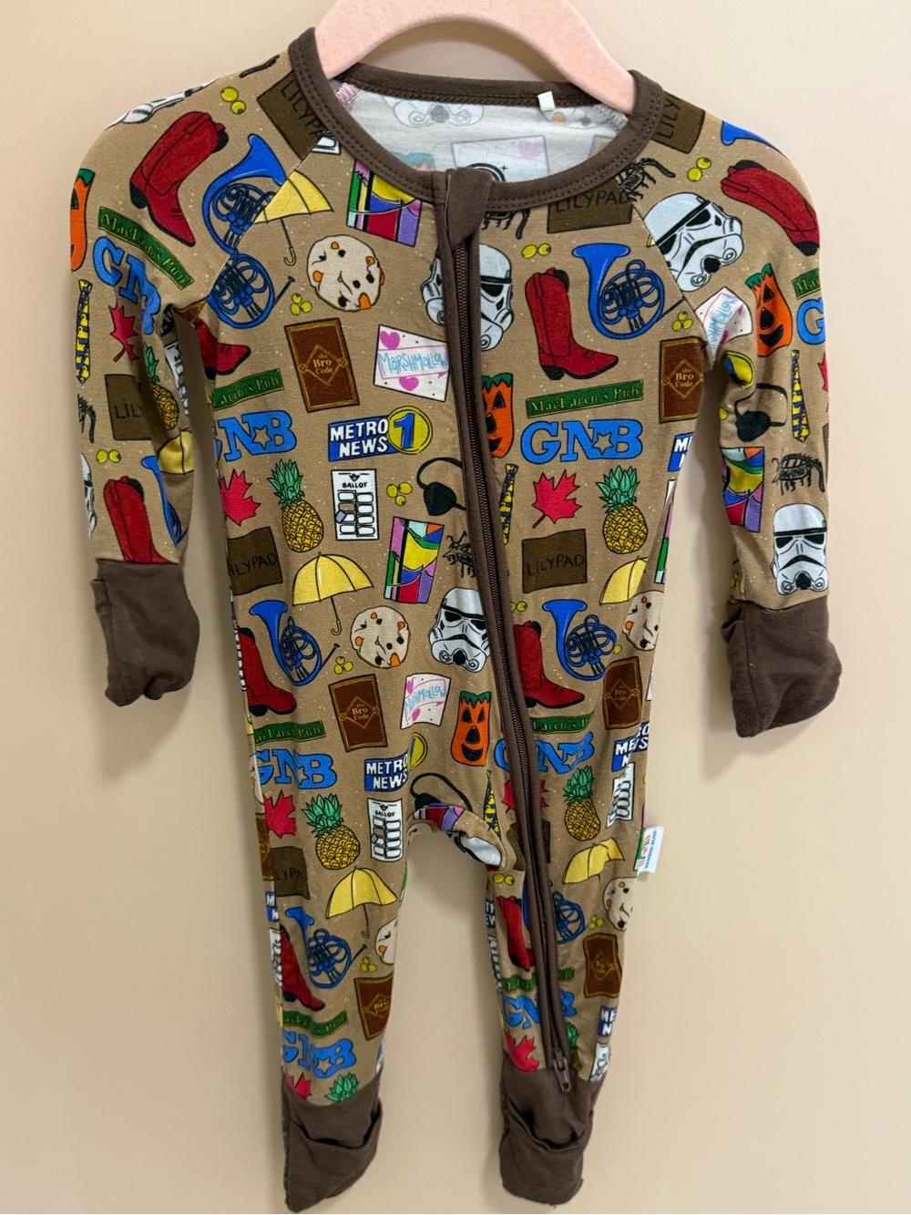 How I met Your Mother Brown Printed Kids Footie One-Piece with Zipper